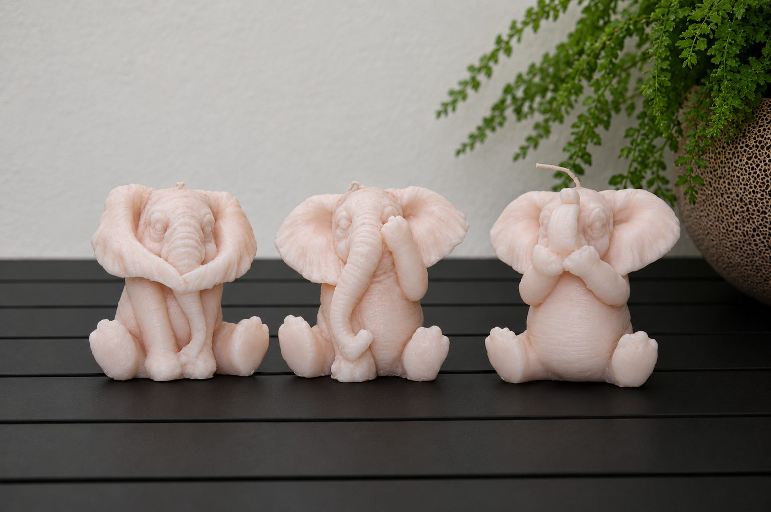Roze olifantjes kaarsen set – horen, zien en zwijgen